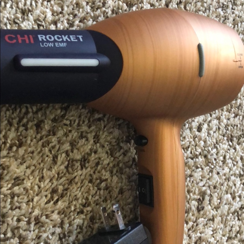Like new CHI ROCKET hair dryer